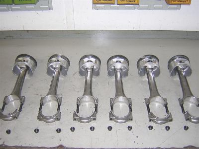 Pistons_and_rods.JPG