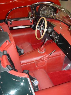 Lynx_XKSS_9_LHD_-__Completed_282729.JPG