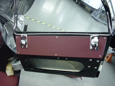 Lynx_XKSS_9_LHD_-__Completed_28629.JPG