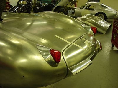 Lynx_XKSS_9_LHD_-_Fitting_Up_283129.JPG