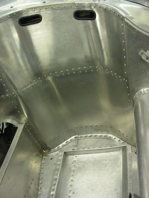Lynx_XKSS_9_LHD_-_Fitting_Up_283829.JPG